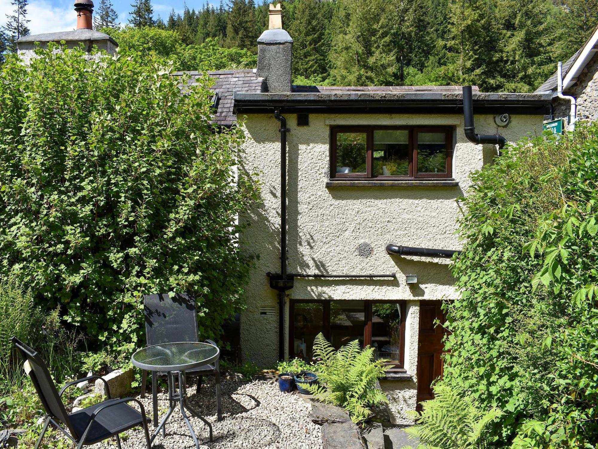 Uk34351 - Squirrel Holiday home